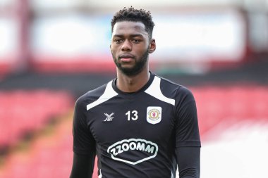 Arthur Okonkwo # 13 Crewe Alexandra Emirates FA Kupası 2. Raundda Barnsley ile Crewe Alexandra arasında oynanan Oakwell, Barnsley, İngiltere, 26 Kasım 2022