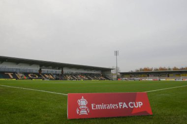 Burton Albion 'un ev sahibi olduğu Pirelli Stadyumu' nun genel görünümü, 27 Kasım 2022 tarihinde İngiltere 'nin Trent kentindeki Pirelli Stadyumu' nda oynanan 2.