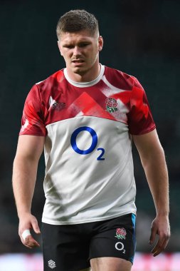 İngiltere 'den Owen Farrell, 26 Kasım 2022' de Twickenham Stadyumu 'nda oynanan Uluslararası Sonbahar karşılaşması öncesi ısınma maçında İngiltere ile Güney Afrika karşılaşacak.