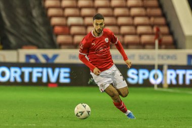 Barnsley 'den Ziyad Larkeche # 26, Birleşik Krallık Oakwell, Barnsley, 26 Kasım 2022' de oynanan 2.