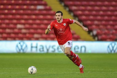 Barnsley 'den Liam Kitching # 5, Birleşik Krallık Oakwell, Barnsley' de Barnsley vs Crewe Alexandra maçında 26 Kasım 2022 'de oynanacak.