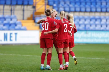 Liverpool Kadınları 'ndan 6. Jasmine Matthews, 27 Kasım 2022' de İngiltere 'nin Prenton Park kenhead kentinde oynanan Liverpool Kadınlar-Blackburn Rovers maçında 1-0 kazanma hedefini kutluyor.