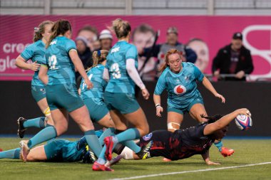  Georgia Evans # 8 of Saracens Women, 27 Kasım 2022 'de İngiltere' nin StoneX Stadyumu 'nda oynanan Kadın İttifakı Premier 15' in Kadınlar vs Wasps Women maçında gol attı.