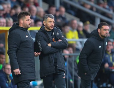 Gary Horgan, 27 Kasım 2022 tarihinde Birleşik Krallık 'ın Trent kentindeki Pirelli Stadyumu' nda oynanan 2. Emirlikler Kupası karşılaşmasında Chippenham Town takımının teknik direktörü Burton Albion 'a karşı.