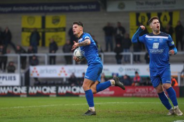 Chippenham Town 'dan Harry Parsons 27 Kasım 2022 tarihinde İngiltere' nin Trent üzerine Burton 'daki Pirelli Stadyumu' nda oynanan 2.