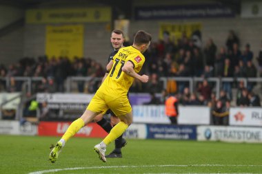 Burton Albion 'dan Jonny Smith 27 Kasım 2022 tarihinde Birleşik Krallık' ın başkenti Pirelli Stadyumu 'nda oynanan 2.