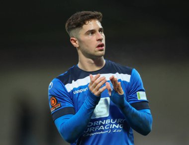 Chippenham Town 'dan Jordan Young 27 Kasım 2022 tarihinde İngiltere' nin Trent kentindeki Pirelli Stadyumu 'nda oynanan 2.