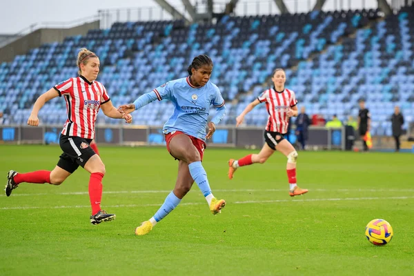 Manchester City 'den 21 numaralı Hatice Shaw, 27 Kasım 2022' de Etihad Kampüsü 'nde Manchester City Women vs Sunderland AFC Women maçında 3-0 berabere kaldı.