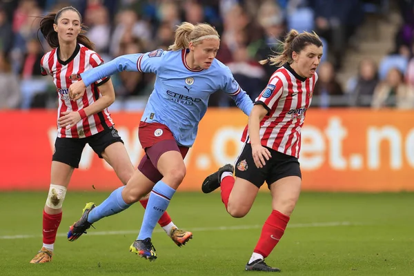 Julie Blakstad Manchester City Corre Por Balón Durante Partido Womens —  Fotos de Stock