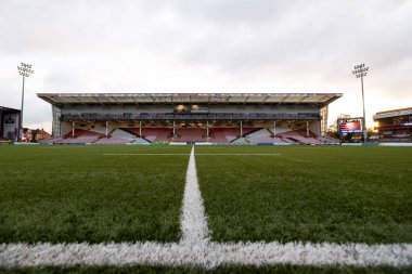 Gloucester Rugby 'nin evindeki Kingsholm Stadyumu' nun genel manzarası, 3 Aralık 202 'de Gloucester Premiership maçında Gloucester Rugby Northampton Saints' e karşı Kingsholm Stadyumu, Gloucester, İngiltere
