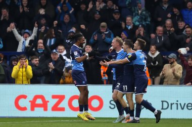 Garath McCleary, Adams Park, High Wycombe, Birleşik Krallık 'ta Wycombe Wanderers-Portsmouth maçında ikinci golünü atmasını kutluyor.
