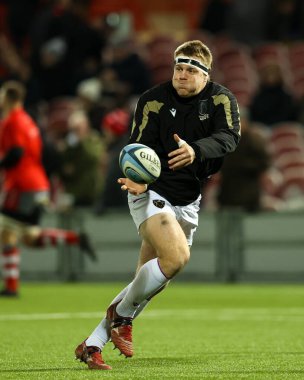 Northampton Saints 'ten Paul Hill Gallagher Premiership maçı öncesinde Kingsholm Stadyumu, Gloucester, 3 Aralık 202' de Gloucester-Northampton Saints maçında ısınma turunda...