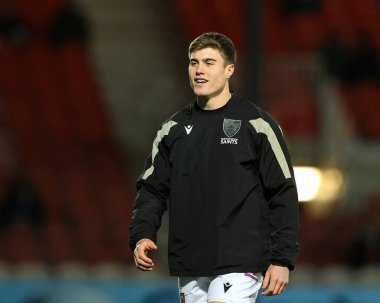 Northampton Saints takımından Tommy Freeman Gallagher Premiership maçı öncesinde Kingsholm Stadyumu, Gloucester, 3 Aralık 202 'de Gloucester-Northampton Saints maçında ısındı.