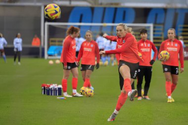 Brighton 'dan Megan Connolly # 8 FA Kadınlar Süper Ligi karşılaşmasında Manchester City Women vs Brighton & Hove Albion W.F.C. Etihad Kampüsü, Manchester, Birleşik Krallık, 4 Aralık 202