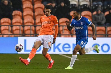 Blackpool 'dan Rhys Williams # 15, 10 Aralık 2022' de İngiltere, Bloomfield Road 'da Blackpool-Birmingham City maçında maç yapıyor.