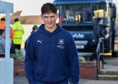 Plymouth Argyle kalecisi Michael Cooper (1), Cambridge United - Plymouth Argyle maçında 10 Aralık 2022 'de Cambridge, İngiltere' deki Abbey Stadyumu 'na geldi.