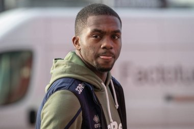 Middlesbrough 'dan Anfernee Dijksteel # 15, Middlesbrough, Birleşik Krallık' ın Riverside Stadyumu 'ndaki Middlesbrough - Luton Town maçının öncesinde Riverside Stadyumu' na vardı.