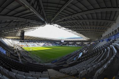 Swansea.com Stadyumu 'nun genel görünümü, 10 Aralık 2022 tarihinde Swansea City ile Norwich City arasında oynanan Sky Bet Şampiyonası maçı sırasında Swansea.com Stadyumu, Swansea.com, İngiltere