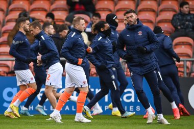 Blackpool oyuncuları maç öncesi Sky Bet Şampiyonası 'nda Blackpool' a karşı Birmingham City, Bloomfield Road, Blackpool, İngiltere, 10 Aralık 2022