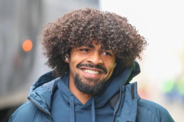 Watford 'dan Hamza Choudhury # 4, 11 Aralık 2022' de Watford vs Hull City 'deki Sky Bet Şampiyonası maçından önce geldi.