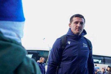 Satış Köpekbalıkları 'ndan Tom Curry # 7 Avrupa Şampiyonları Kupası B Grubu karşılaşmasından önce AJ Bell Stadyumu, Eccles, İngiltere' de 11 Aralık 2022 'de Sale Sharks - Ulster Rugby maçına geldi.