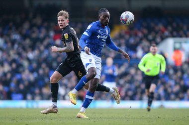 Ipswich Town 'dan Kyle Edwards 10 Aralık 2022' de Ipswich Town, Ipswich Road, İngiltere 'de Ipswich Town ile Peterborough arasındaki Sky Bet 1 karşılaşmasında top üzerinde.