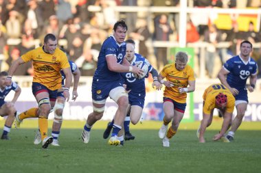 Satış Köpekbalıkları 'ndan Cobus Weise # 4 Avrupa Şampiyonları Kupası B Grubu karşılaşmasında AJ Bell Stadyumu, Eccles, İngiltere, 11 Aralık 2022' de Sale Sharks vs Ulster Rugby maçında mola verdi.