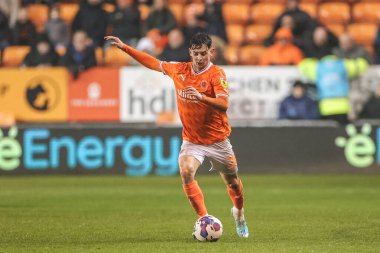 Blackpool 'dan Charlie Patino # 28 Gökyüzü İddia Şampiyonası' nda Blackpool - Birmingham City maçı, Bloomfield Road, Blackpool, İngiltere, 10 Aralık 2022