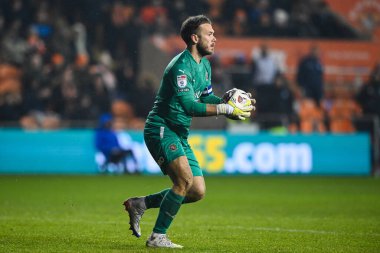 Blackpool 'dan Chris Maxwell # 1, 10 Aralık 2022' de Bloomfield Road, Blackpool 'da Blackpool-Birmingham City maçında maç yapıyor.