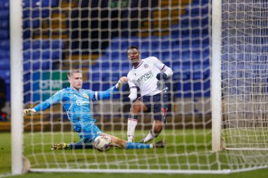 Bolton Wanderers 'ın 17 numarası Oladapo Afolayan 13 Aralık 2022' de Bolton Stadyumu, Bolton Üniversitesi 'nde oynanan Papa John' s Trophy maçında 1-0 berabere kaldı.