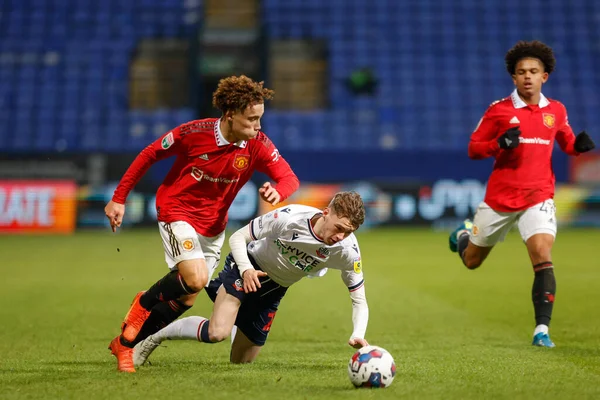 Sam Murray Del Manchester United Enfrenta Conor Bradley Bolton Wanderers —  Fotos de Stock