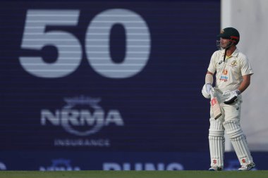 Avustralya 'nın Travis Başkanı, Avustralya' nın Güney Afrika 'ya karşı oynadığı The Gabba, Brisbane Cricket Ground, Brisbane, Avustralya, 17 Aralık 2022 NRMA Sigorta Test Serisi' nde 50 koşu yaptı.