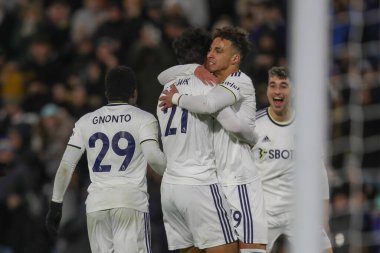 Leeds United 'dan Pascal Struijk # 21, Leeds Road, Leeds, İngiltere' de Leeds Road, 16 Aralık 2022 'de Leeds United - Real Sociedad maçında Leeds United' ın 19 numaralı oyuncusu Rodrigo Moreno 'yu 1-1 yenme hedefini kutluyor.
