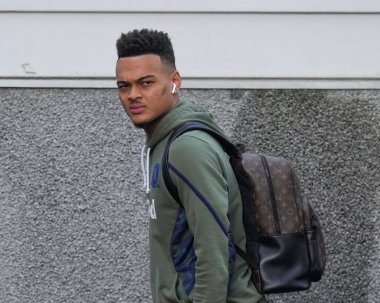 Middlesbrough 'dan Rodrigo Muniz 17 Aralık 2022' de Burnley ile Middlesbrough arasındaki Gökyüzü İddia Şampiyonası maçından önce sahaya çıktı.