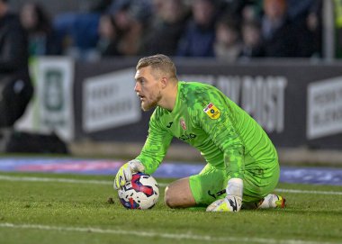 Morecambe kalecisi Connor Ripley (1), 17 Aralık 2022 'de İngiltere' nin Plymouth kentinde oynanan Sky Bet Lig 1 karşılaşmasında Plymouth Argyle 'a karşı Morecambe maçını kurtardı.