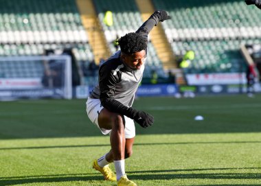 Plymouth Argyle forvet Niall Ennis (11), 17 Aralık 2022 'de İngiltere' nin Plymouth kentinde oynanan Sky Bet Lig 1 karşılaşmasında Plymouth Argyle ve Morecambe maçında ısındı.