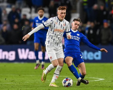 Blackpool 'dan Sonny Carey # 16, Cardiff City, Cardiff, İngiltere' de 17 Aralık 2022 'de oynanan Sky Bet Şampiyonası maçında Cardiff City - Blackpool maçında Cardiff City # 29.