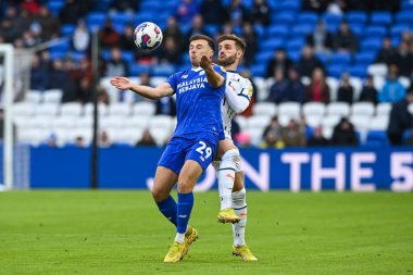 Blackpool 'dan Luke Garbutt # 29 ve Cardiff City' den Mark Harris # 29 Cardiff City Şampiyonası maçında Cardiff City - Blackpool, Cardiff Stadyumu, Birleşik Krallık, 17 Aralık 2022