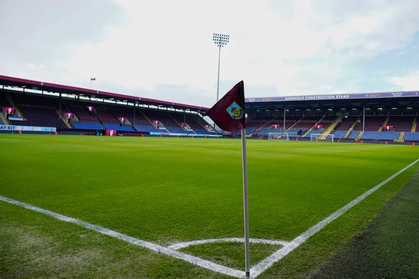 17 Aralık 2022 'de Burnley, Burnley' e karşı Turf Moor, Burnley, Birleşik Krallık 'ta oynanan Gökyüzü İddia Şampiyonası öncesi Çim Mağribi maçı genel görünümü