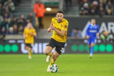 Wolverhampton Wanderers 'ın 23. Max Kilman' ı Carabao Kupası 4. Raundda Gillingham 'a karşı Molineux, Wolverhampton, Birleşik Krallık, 20 Aralık 202