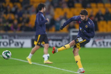 Maç öncesi ısınma turunda Wolverhampton Wanderers ile Gillingham arasında oynanan Carabao Kupası 4. tur karşılaşması öncesinde Wolverhampton Wanderers 'dan 29 numara Wolverhampton, Birleşik Krallık, 20 Aralık 202