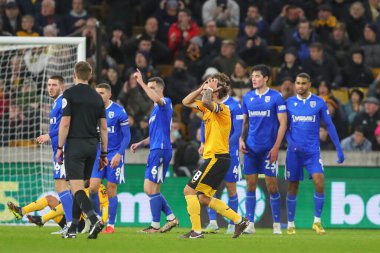 Wolverhampton Wanderers 'dan Rubn Neves 20 Aralık 2022' de Molineux, Wolverhampton, İngiltere 'de oynanan Carabao Kupası dördüncü tur maçında serbest atışına tepki gösterdi.