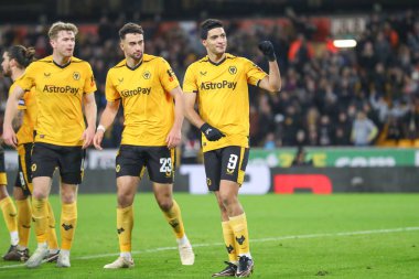 Wolverhampton Wanderers 'dan Ral Jimnez, 20 Aralık 2022' de Wolineux, Wolverhampton, İngiltere 'de oynanan dördüncü tur Carabao Kupası karşılaşmasında 1-0 kazanma golünü kutluyor.