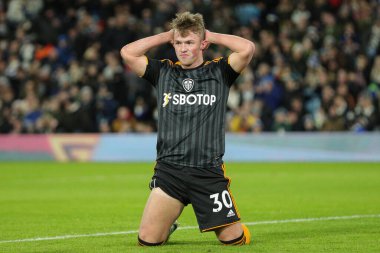 Leeds United 'ın üzgün Joe Gelhardt' ı, Leeds Road, İngiltere 'de 21 Aralık 202' de Leeds United 'a karşı oynanan orta sezon dostluk maçında gol atma şansını kaçırdıktan sonra,