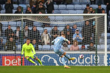 Coventry City 'den # 17 numaralı Viktor Gykeres, Coventry Building Society Arena, Coventry, İngiltere' de 21 Aralık 2022 'de Coventry City-West Bromwich Albion maçında 1-0 berabere kaldı.