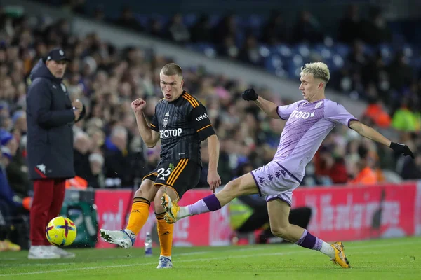 Rasmus Kristensen Leeds United Passerar Bollen Mitten Säsongen Vänlig Match — Stockfoto