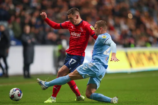 Jake Bidwell Coventry City Affronta Jed Wallace West Bromwich Albion — Foto Stock