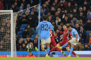 Manchester City 'den 26 numaralı Riyad Mahrez, 22 Aralık 202 tarihinde Etihad Stadyumu' nda oynanan dördüncü tur Carabao Kupası karşılaşmasında 2-1 berabere kaldı.