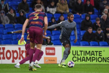 Cardiff City 'den Mahlon Romeo # 2, Cardiff City maçı sırasında Cardiff City, Cardiff City Stadyumu' nda Queens Park Rangers 'a karşı, 26 Aralık 202
