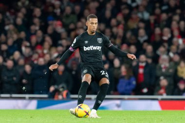 Thilo Kehrer # 24 West Ham United Premier League maçı sırasında Arsenal - West Ham United Emirates Stadyumu, Londra, 26 Aralık 202